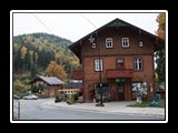 28. Międzgórze - Drewniana zabudowa w stylu szwajcarskim